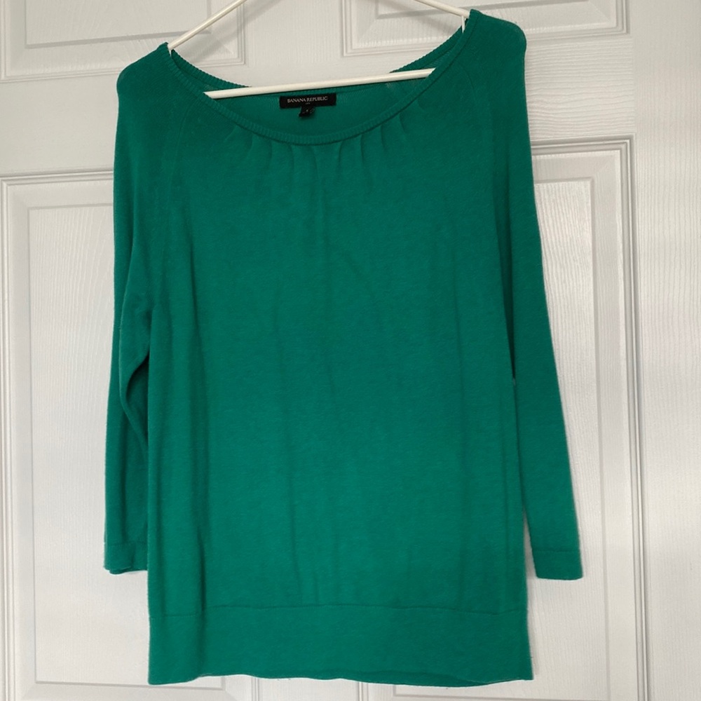 3/4 sleeves green sweater blouse